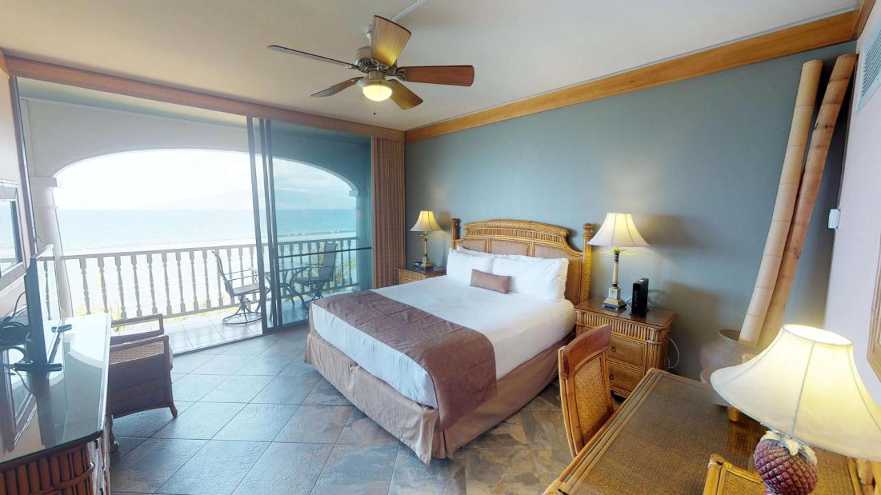 Lahaina Shores Beach Resort Exterior photo